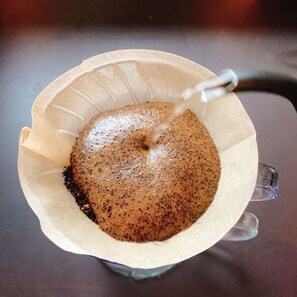 Free daily local cuisine breakfast  - Tanigawa Valley Lodge & Coffee Roastery (Minakami)