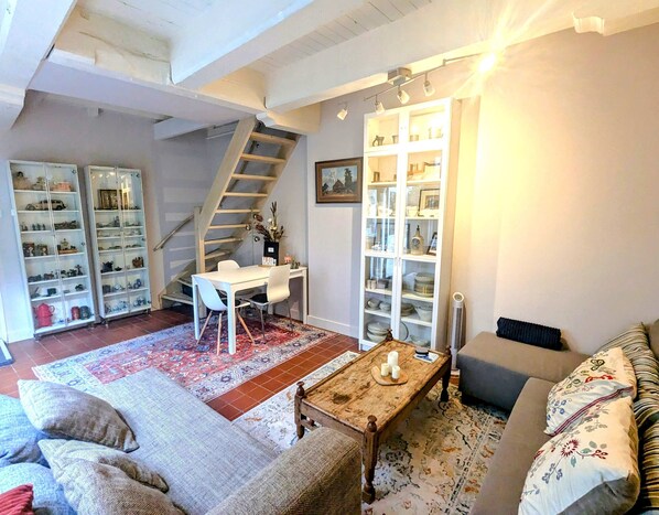 TV - B&B Apartement Het Pakhuis Haarlem (Haarlem)