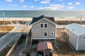 Beach nearby - No Work Zone - Dog Friendly Oceanfront (North Topsail Beach)