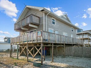 Exterior - No Work Zone - Dog Friendly Oceanfront (North Topsail Beach)