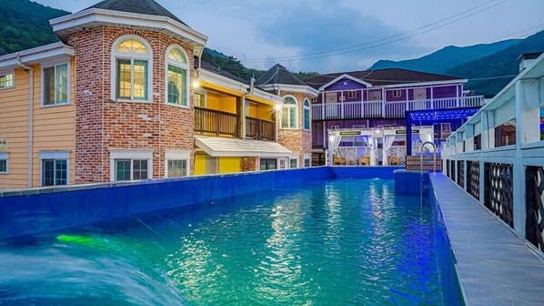 Exterior - Fun and Happy pension (Jeongseon)