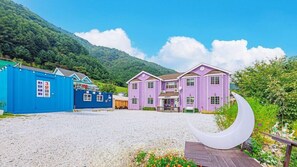 Exterior - Fun and Happy pension (Jeongseon)