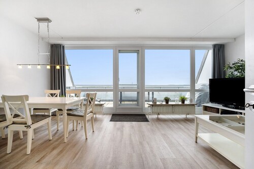 Ferienwohnung 'Meerblick' mit Meerblick, Balkon und WLAN