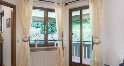 Appartement 'Kupferkanne 12' avec vue sur les montagnes, balcon et Wi-Fi