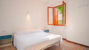 Villa | 3 bedrooms - Villa Mirella - Italian Homing (Torri del Benaco)