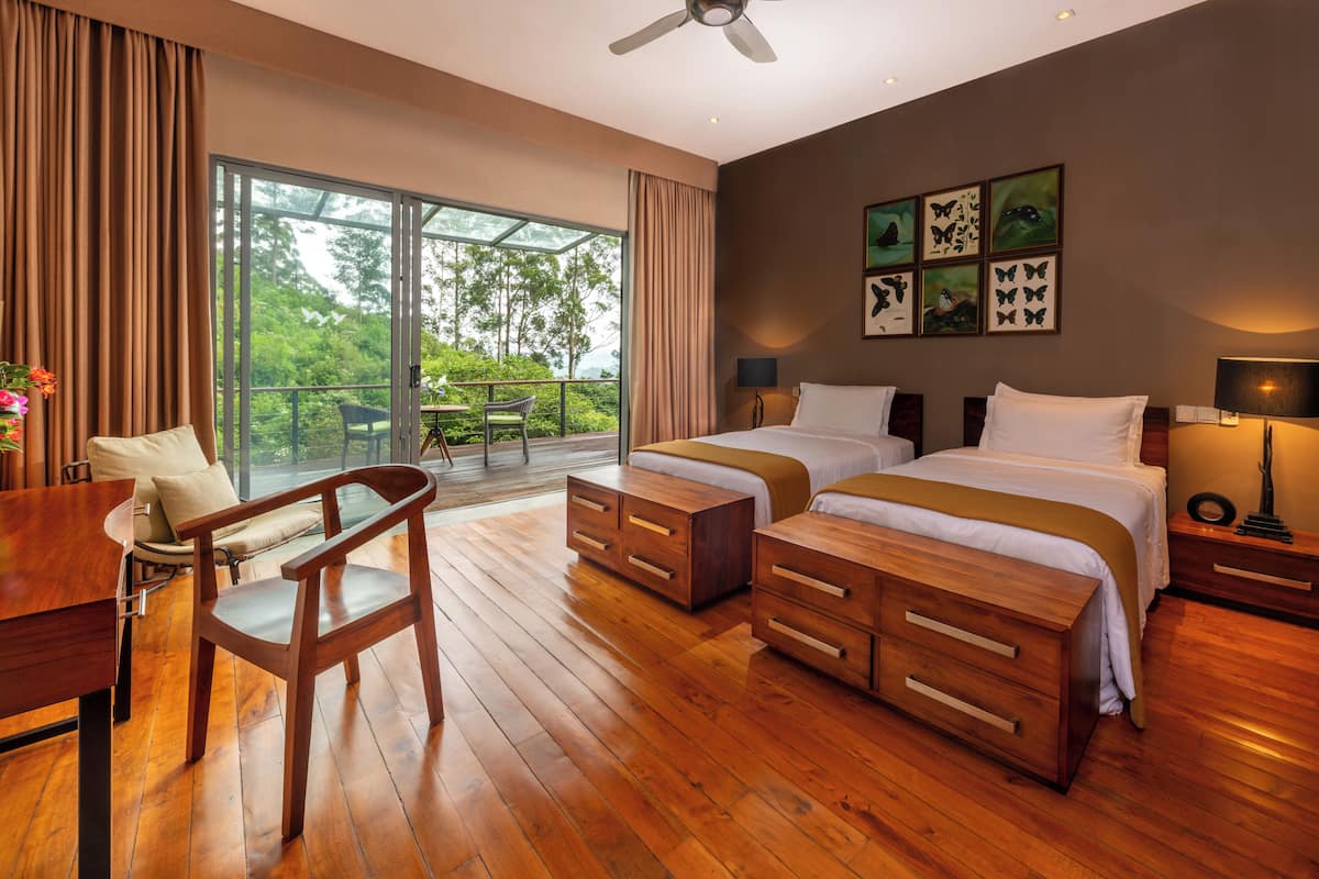 Deluxe Double or Twin Room, Mountain View | 3 bedrooms, Frette Italian sheets, premium bedding, in-room safe