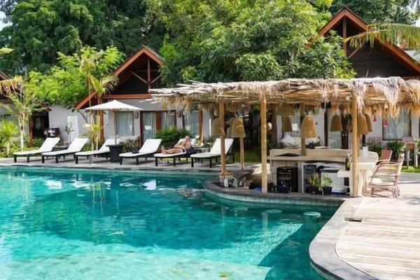 Bar à beira da piscina