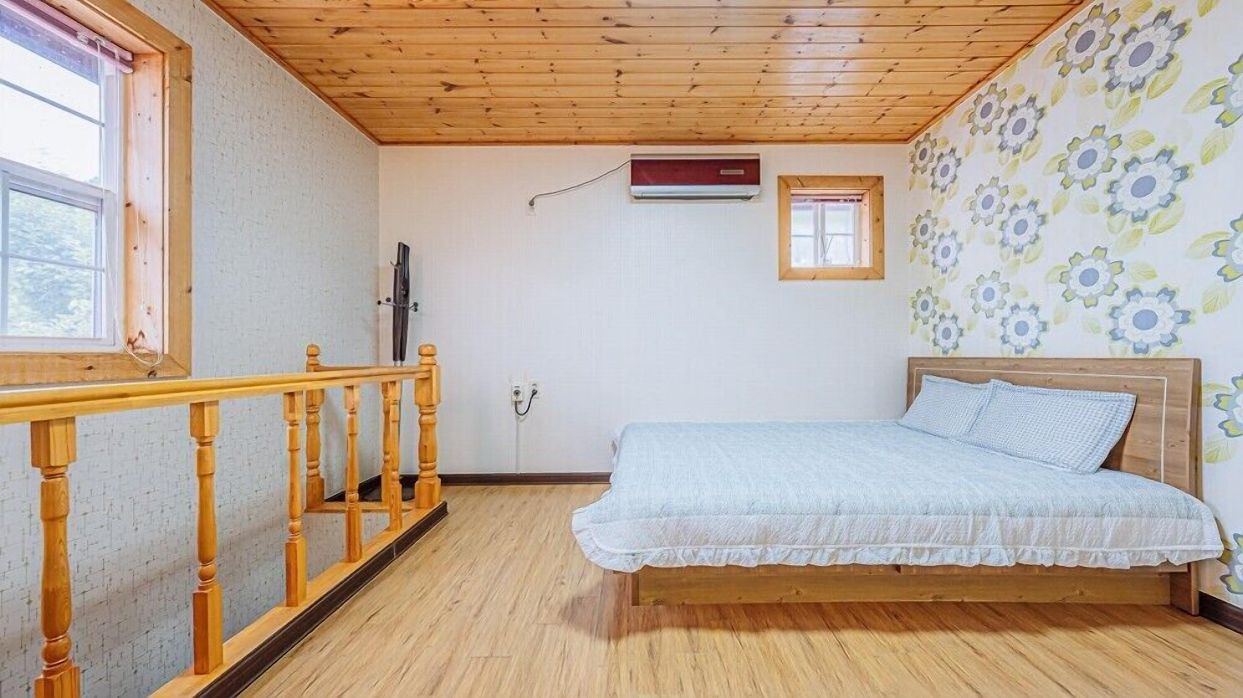 Room (Alps B) | 1 bedroom