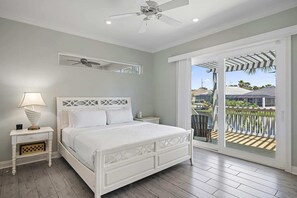 3 室のベッドルーム、アイロン / アイロン台、WiFi、ベッドシーツ