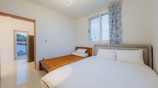 Room - Haean-ro 2898 (Pohang)