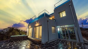 Exterior - Haean-ro 2898 (Pohang)