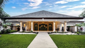 Luxury Villa, 5 Bedrooms, Garden View | 2 bedrooms, free WiFi, bed sheets