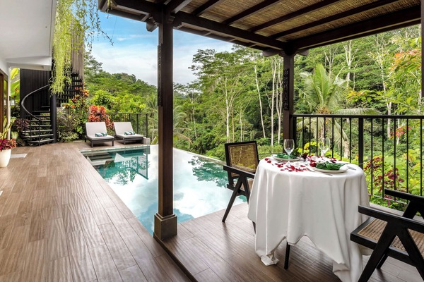 Luxury Villa, 1 Bedroom, Garden View | WiFi (free), bed sheets
