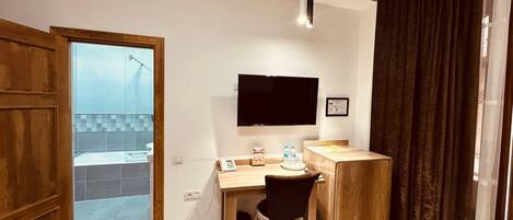 Ropa de cama hipoalergénica, colchones viscoelásticos, escritorio