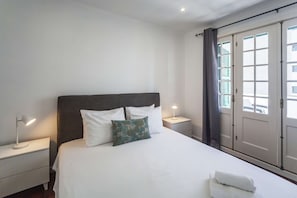 2 chambres, fer et planche Ă repasser, Wi-Fi, draps fournis