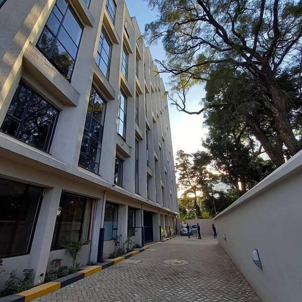 Exterior - Lux Suites Mattlet Studio Apartments TRM (Nairobi)