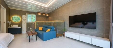 Room (A1)