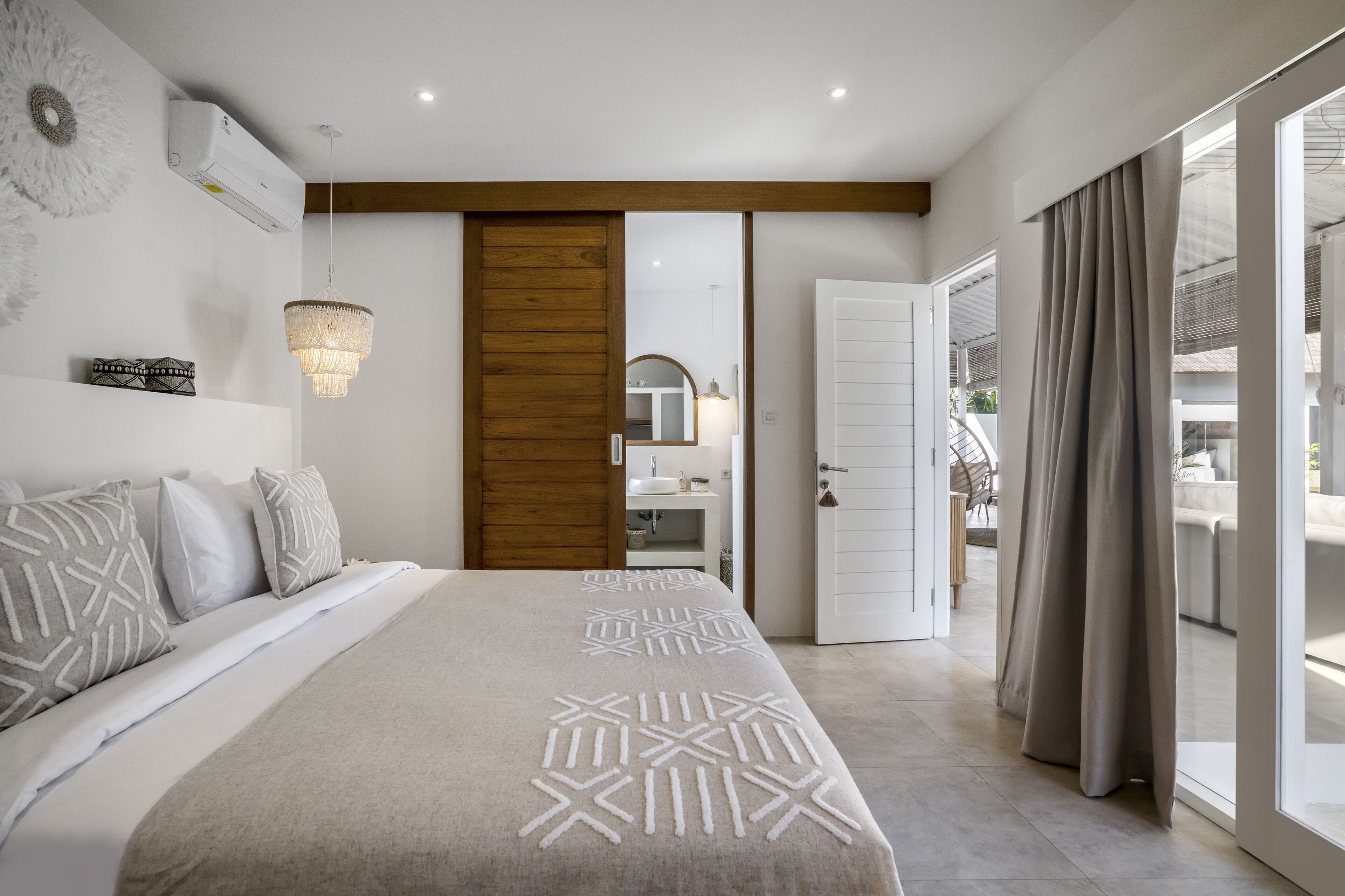 Deluxe Villa, 6 Bedrooms, Private Pool, Pool View | 6 bedrooms, in-room safe, desk, free WiFi