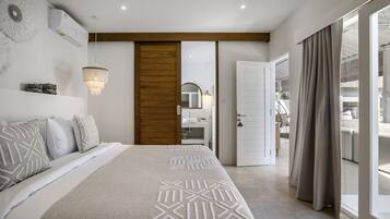 Deluxe Villa, 6 Bedrooms, Private Pool, Pool View | 6 bedrooms, in-room safe, desk, free WiFi