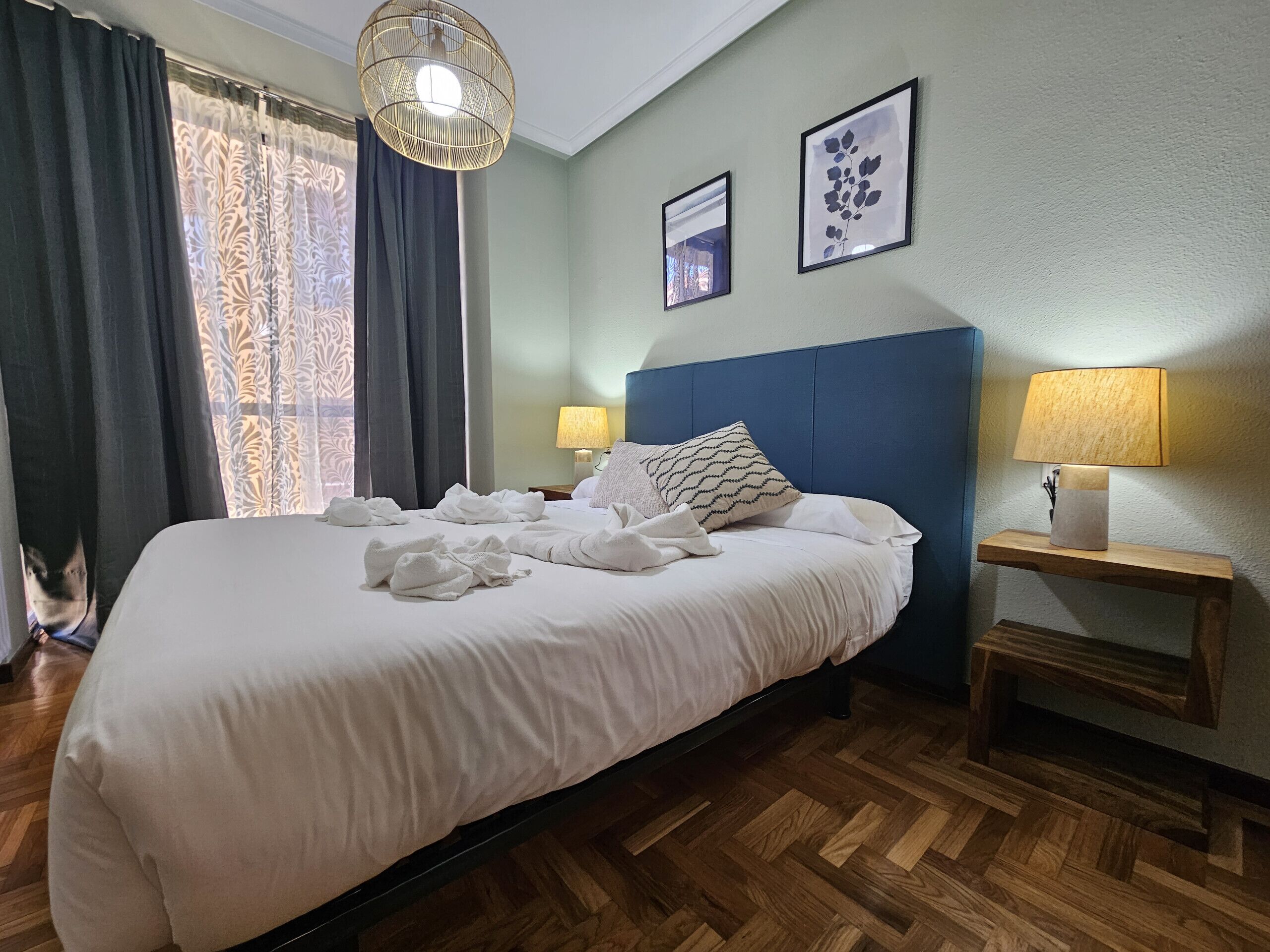 2 soverom, strykejern/-brett, wi-fi (inkludert) og sengetøy