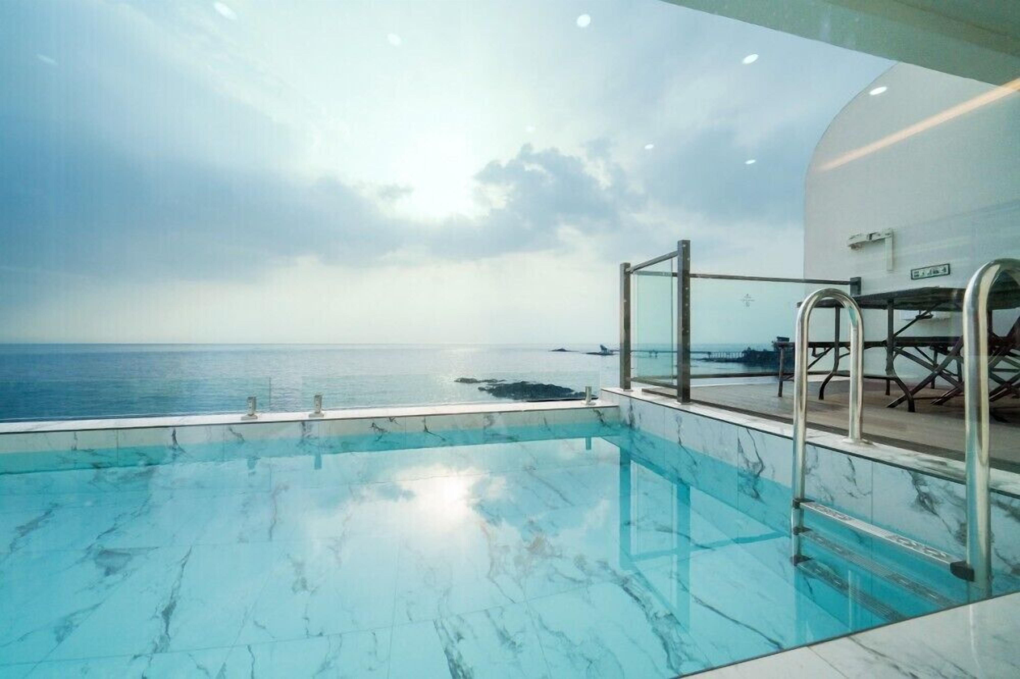 Room (A401) | 1 bedroom