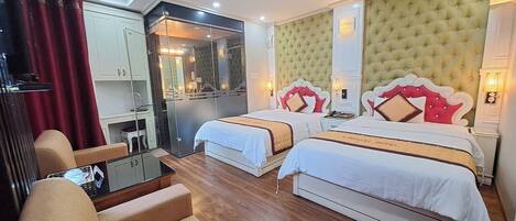 Minibar, desk, laptop workspace, blackout curtains