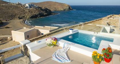 Myrsini's Luxury Suites