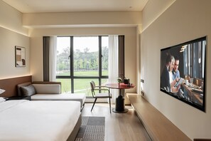 Down duvets, in-room safe, desk, blackout curtains - Citadines Connect Chayuan Chongqing (Chongqing)