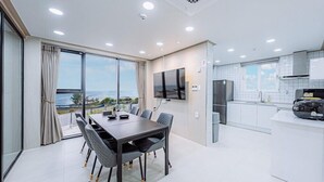 Room (Building A) - Gloria Pool Villa (Pohang)