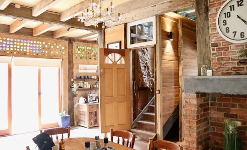 Exclusive & Unique Sustainable Mudbrick Home.
