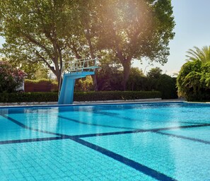 Seasonal outdoor pool - Serena Majestic Residence (Montesilvano)