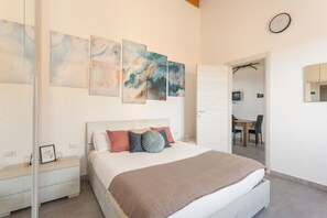 2 quartos, ferros/tábuas de passar roupa, Wi-Fi de cortesia