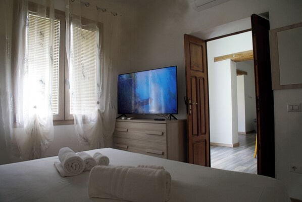 2 sovrum, strykjärn/strykbräda, gratis wi-fi och sängkläder