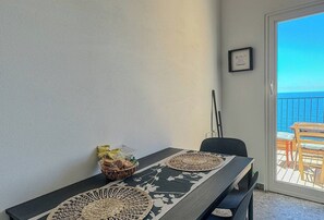 Dining - Il Sogno di Beatrice Luxury Apartment (Manarola)