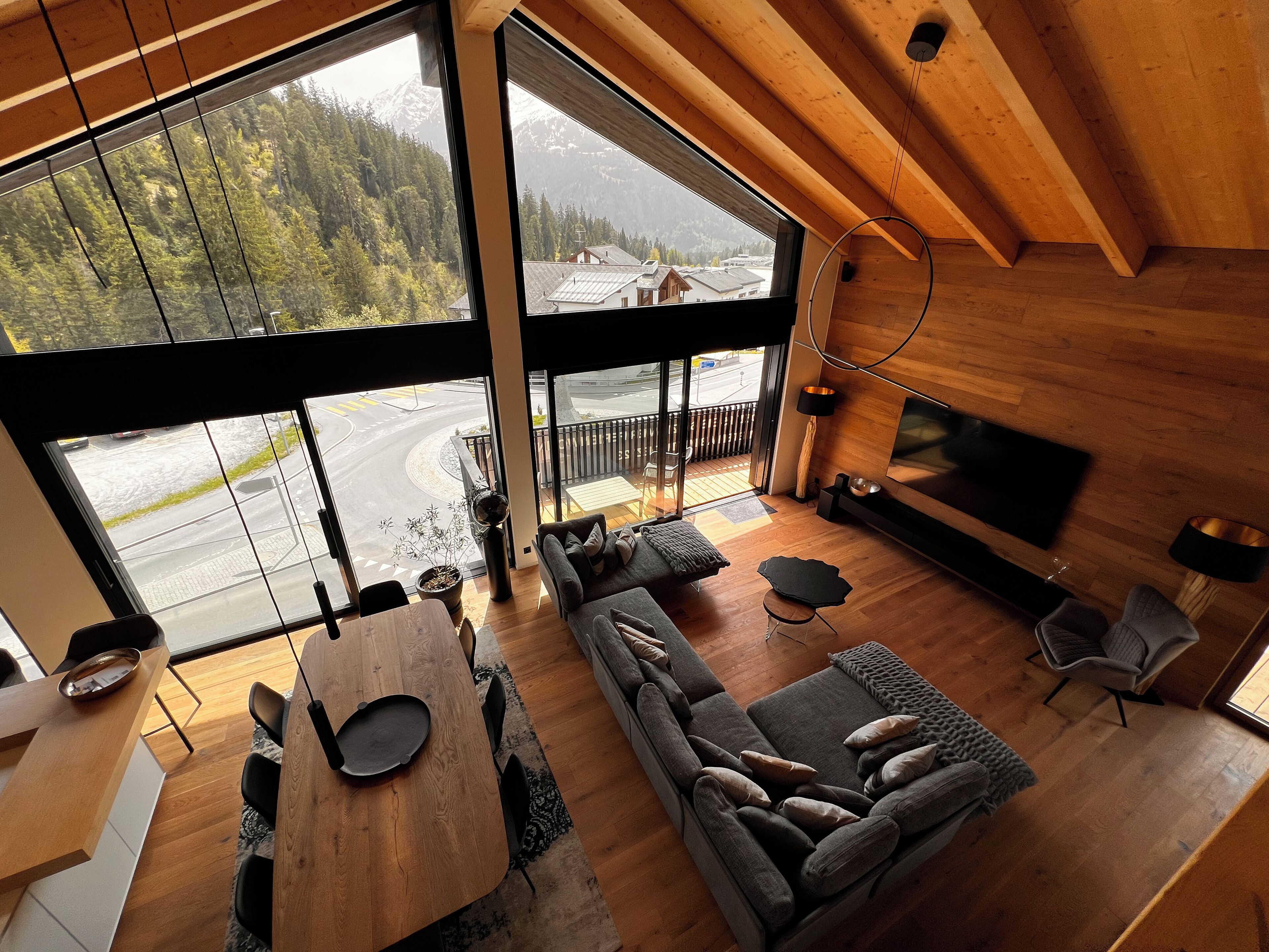 House C9 | NAGENS | Living room | 120-cm Smart TV with digital channels, Netflix, streaming services