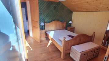 3 chambres, fer et planche Ă repasser, lit parapluie, Wi-Fi gratuit