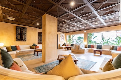 Casablanca Unique Hotel