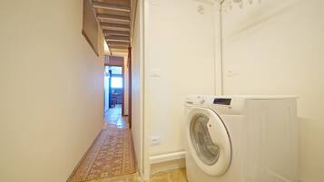 Apartment | Laundry