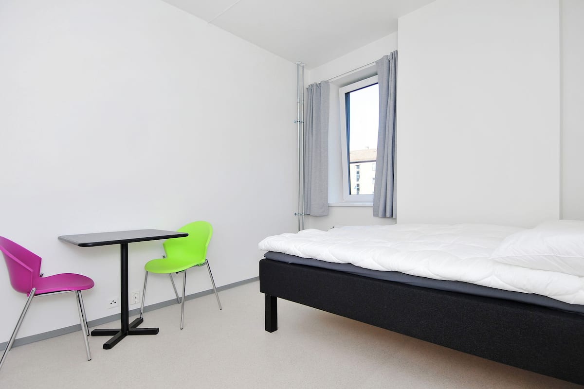 Basic Single Room | 1 bedroom, individually decorated, blackout drapes, free WiFi