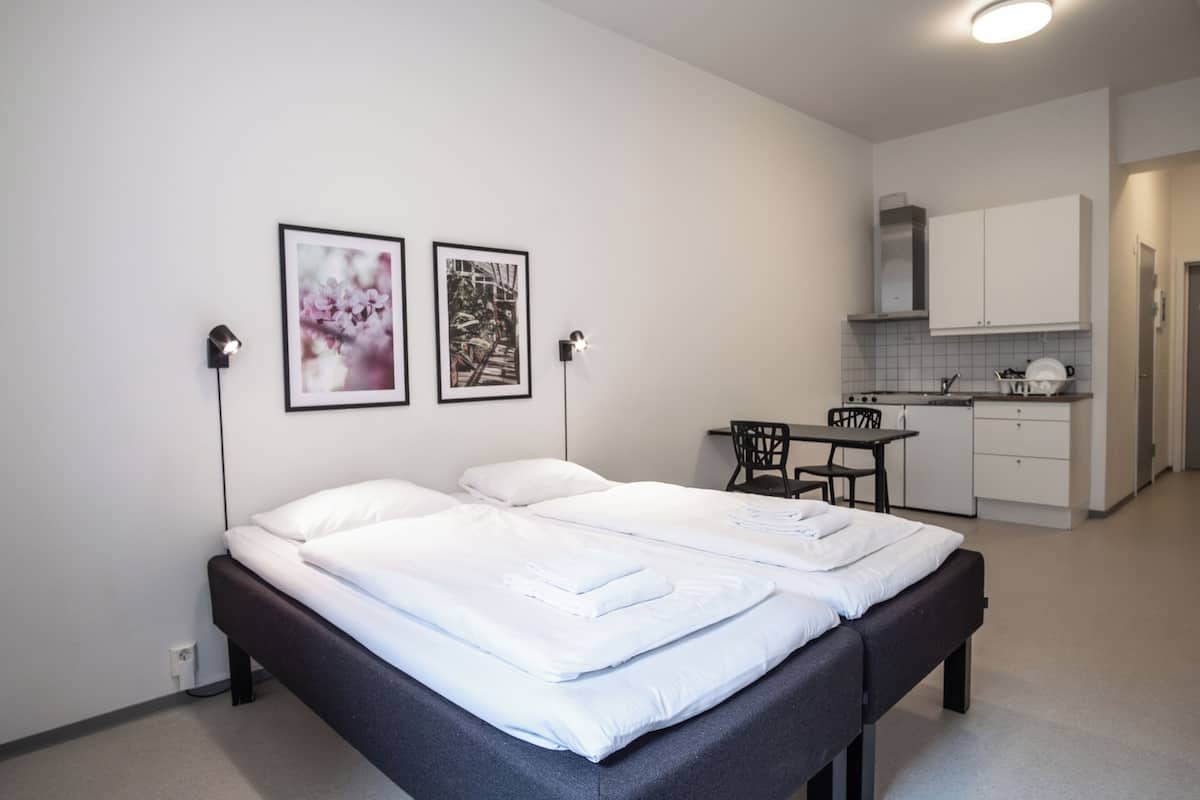 1 bedroom, individually decorated, blackout drapes, free WiFi