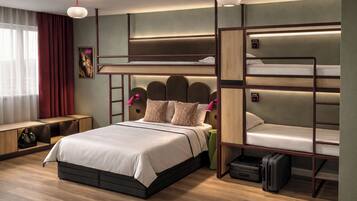 Room for 5 | Individuelt dekorert, blendingsgardiner, wi-fi (inkludert) og sengetøy