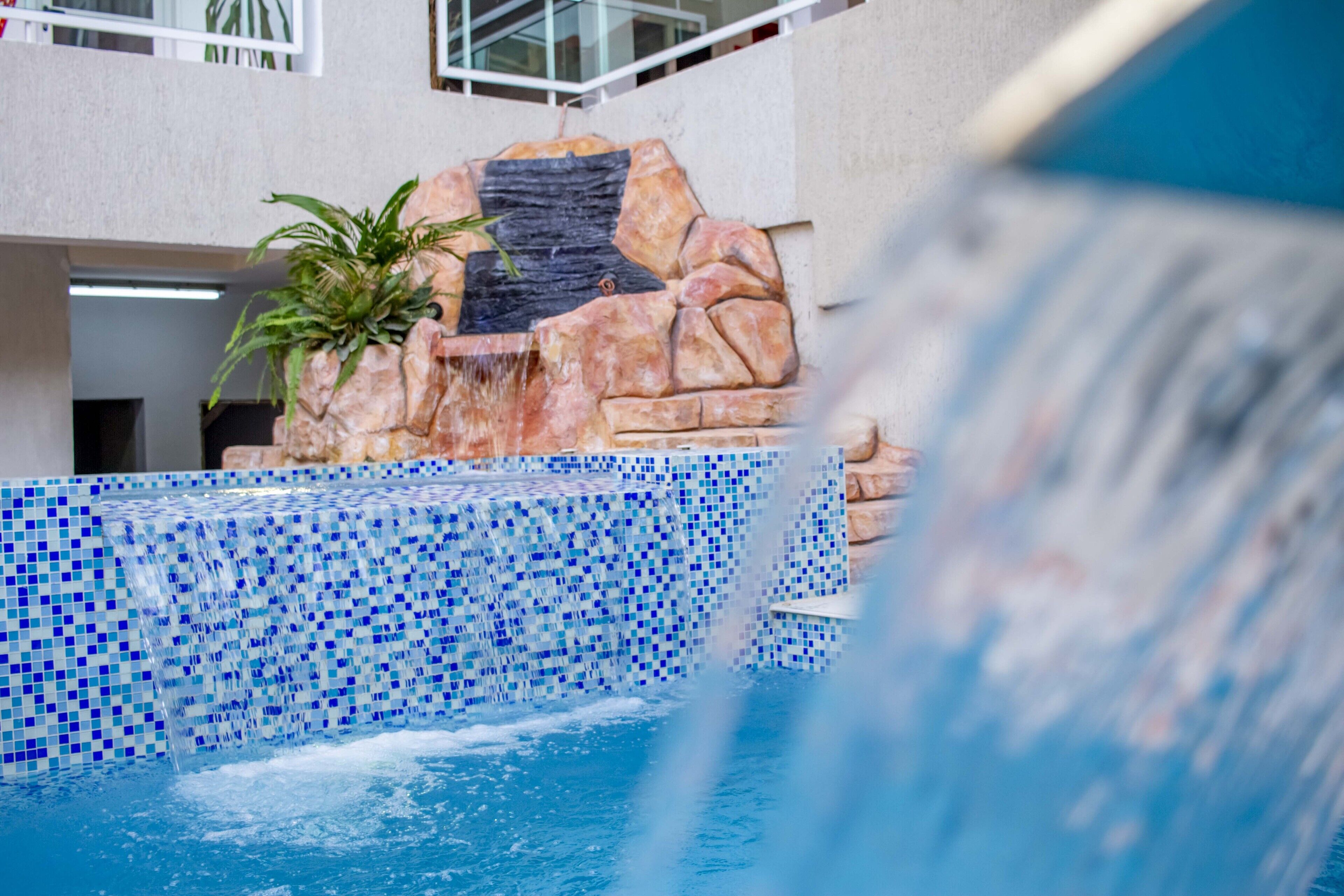 Outdoor pool, free cabanas, pool umbrellas