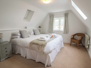 Cottage | 4 bedrooms, individually decorated, individually furnished, free WiFi - 9 Church Farm Rise (Aldeburgh)
