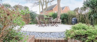 9 Church Farm Rise