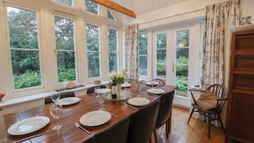 Cottage | Tempat makan