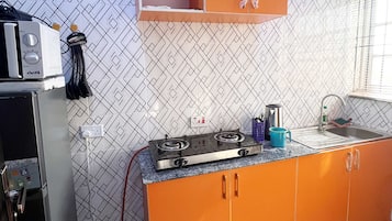 Microones, forn i placa de cuina
