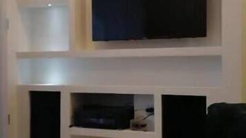 Smart TV, fireplace, stereo, printers