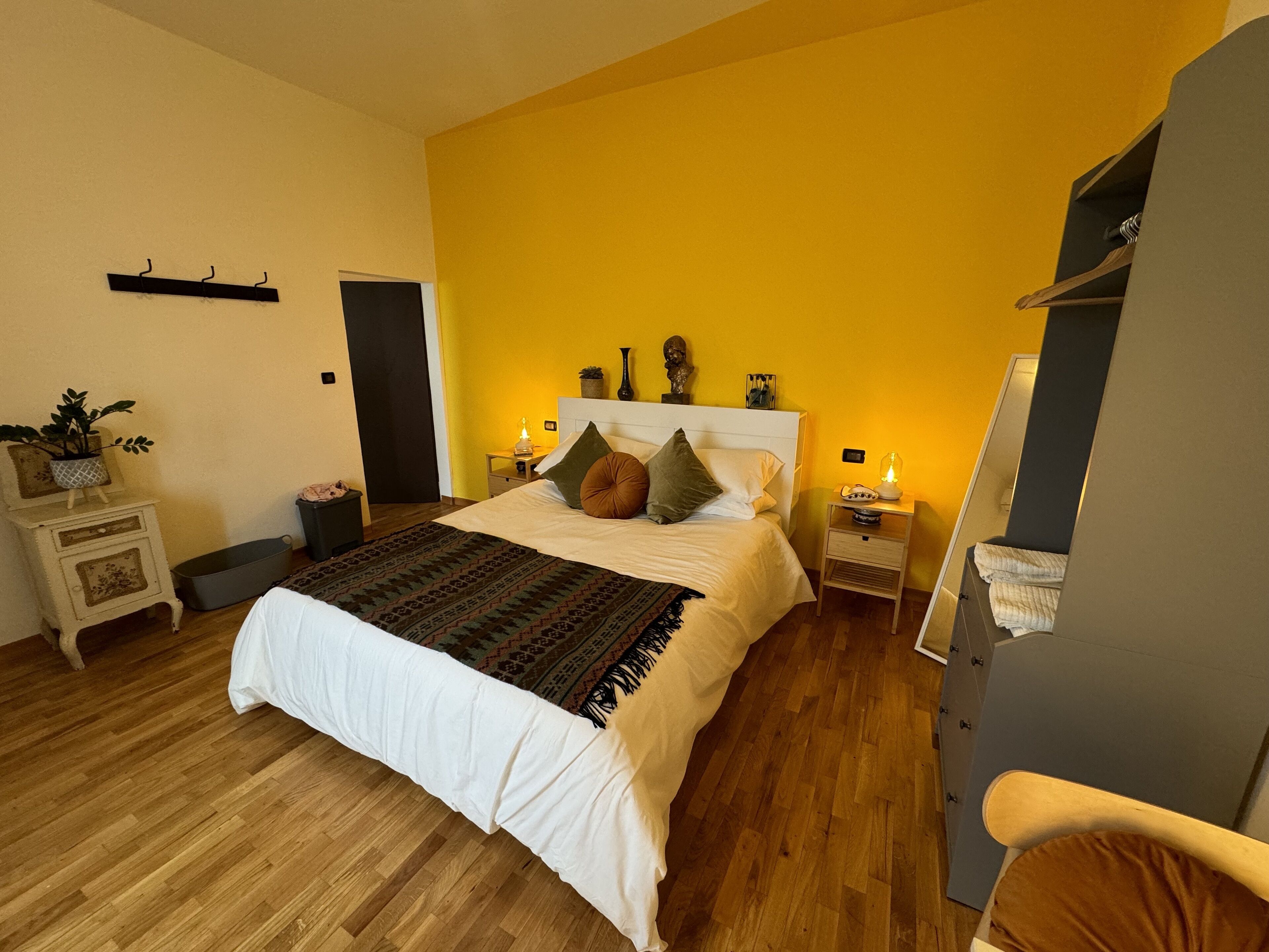 1 chambre, fer et planche à repasser, accès Internet, draps fournis