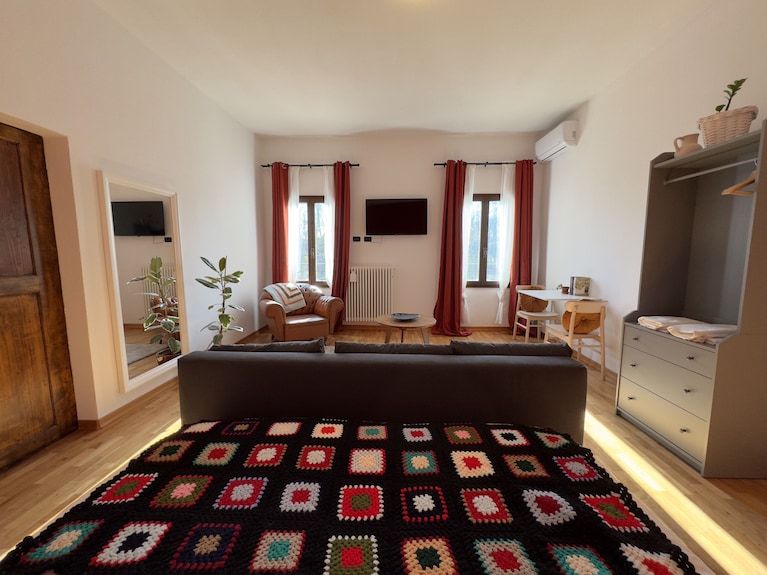 Family Room Melograno's Colors - Lugo