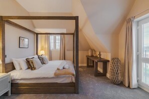 2 chambres, fer et planche à repasser, lit de bébé portatif, Wi-Fi